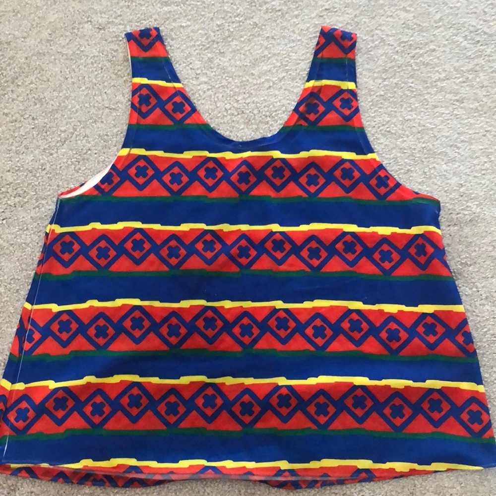 Flowy Tank - Picture 2 of 3